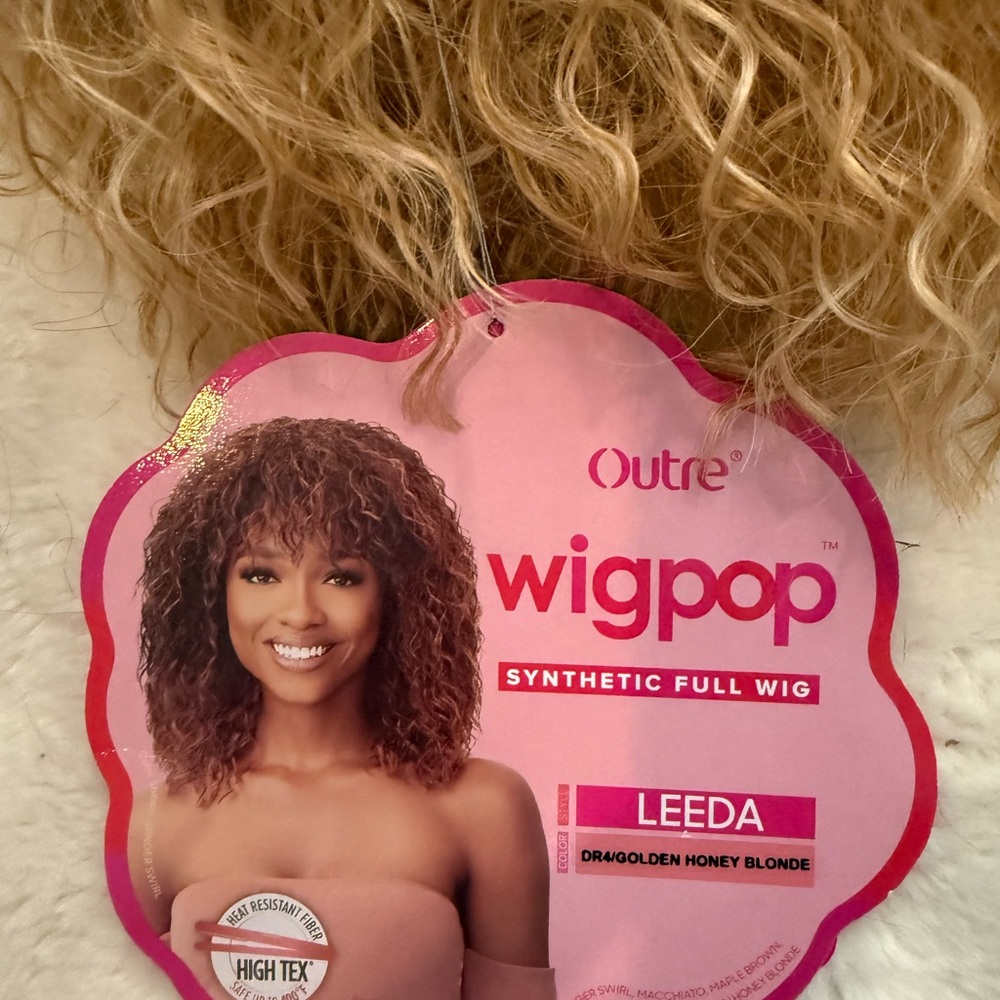 Wigpop Synthetic Full Wig - Golden Honey Blonde